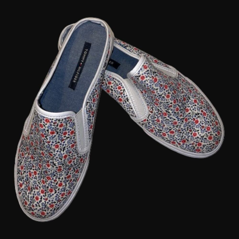 Tommy Hilfiger Slides Sz 10M EUC